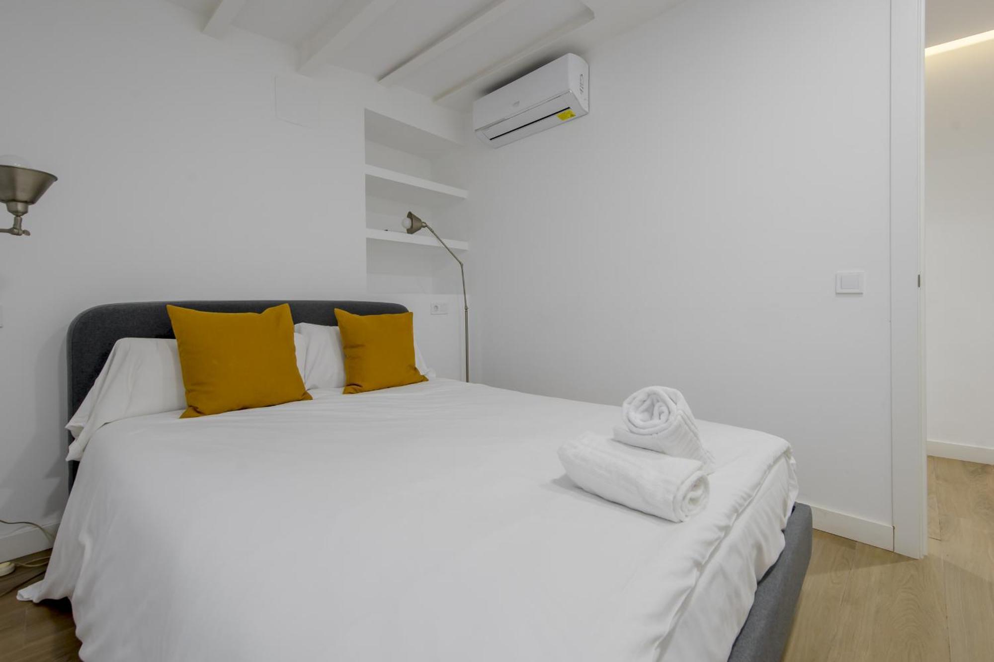 Nuevo Piso Para 7 En El Corazon Del Rastro/Madrid Ngoại thất bức ảnh
