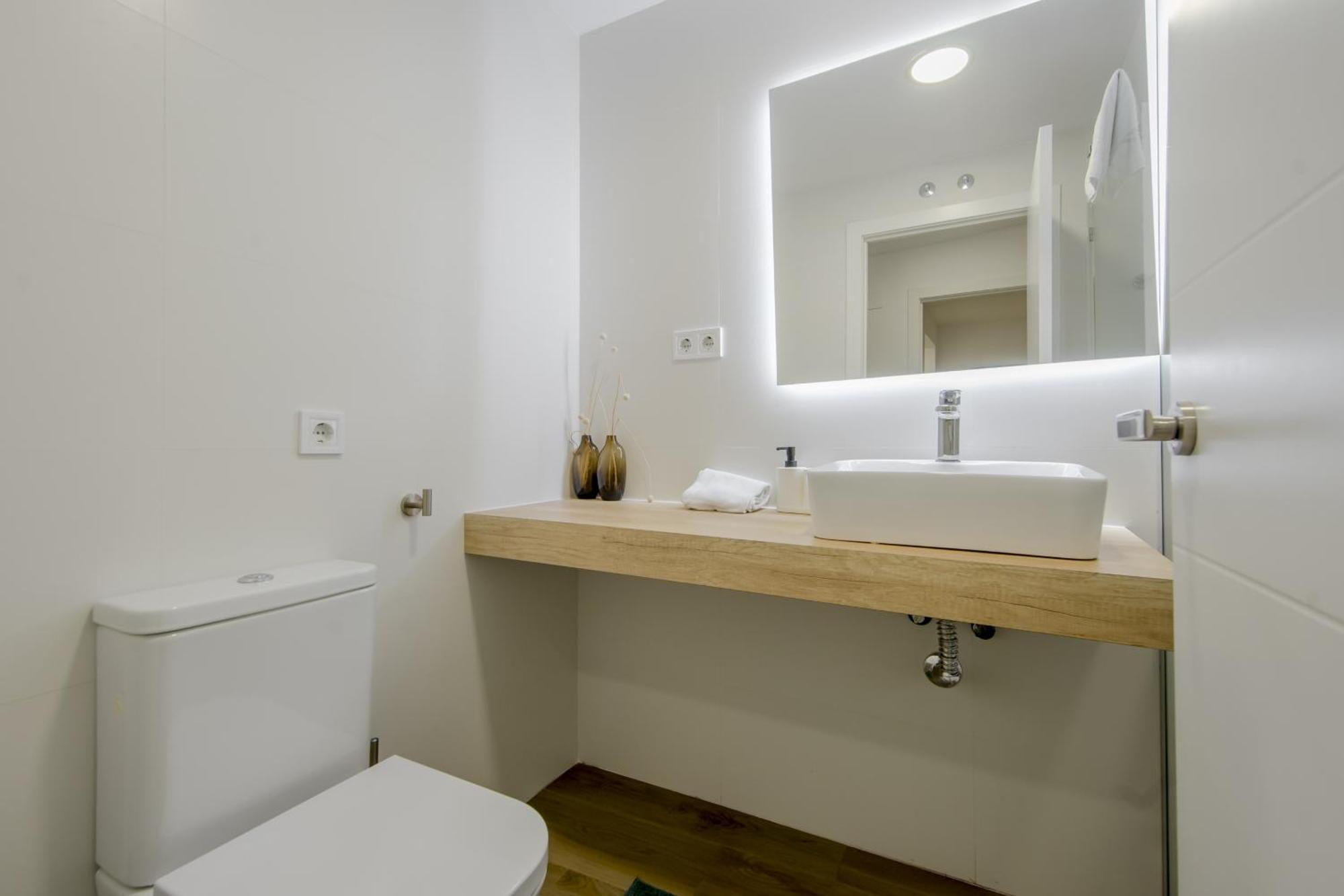 Nuevo Piso Para 7 En El Corazon Del Rastro/Madrid Ngoại thất bức ảnh