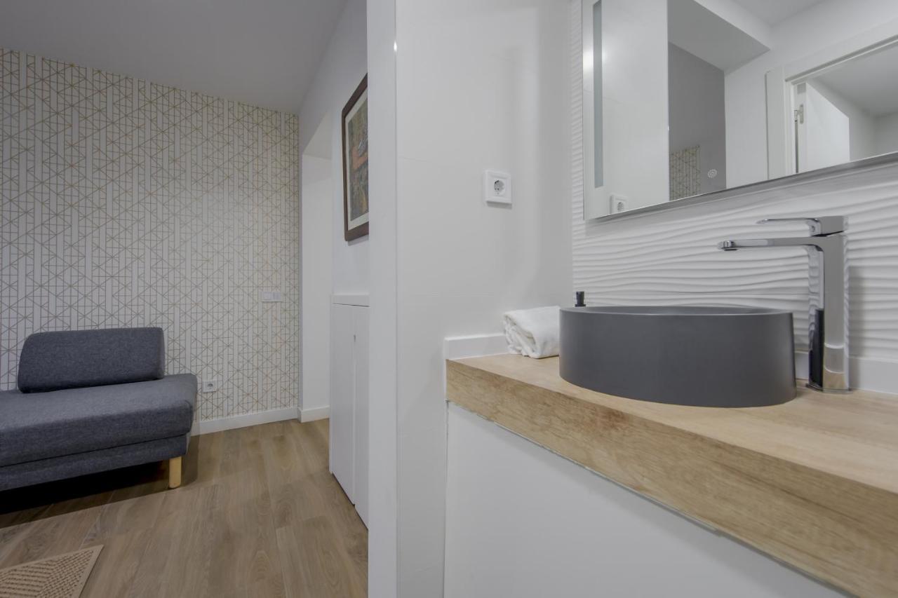Nuevo Piso Para 7 En El Corazon Del Rastro/Madrid Ngoại thất bức ảnh