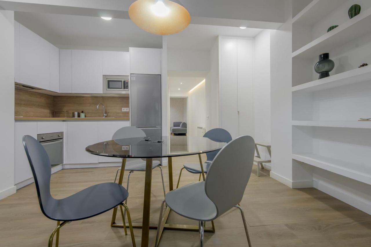 Nuevo Piso Para 7 En El Corazon Del Rastro/Madrid Ngoại thất bức ảnh
